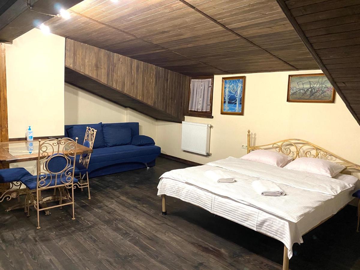 Квартира В Центрі На Вулиці Лесі Українки 19 Lviv Exteriör bild