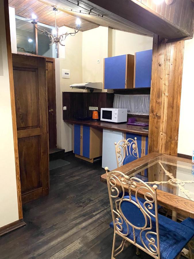 Квартира В Центрі На Вулиці Лесі Українки 19 Lviv Exteriör bild