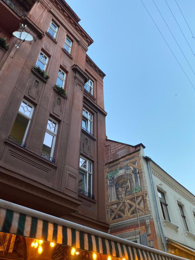 Квартира В Центрі На Вулиці Лесі Українки 19 Lviv Exteriör bild