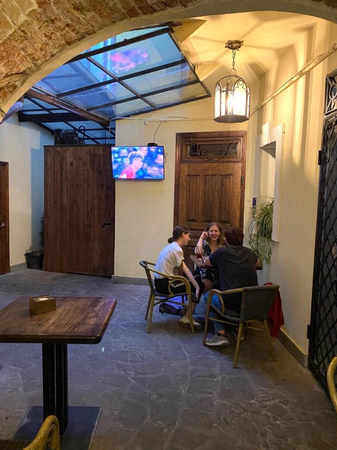 Квартира В Центрі На Вулиці Лесі Українки 19 Lviv Exteriör bild